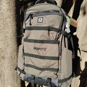 NWT OGIO olive green